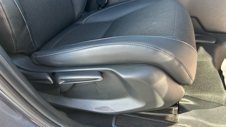 Honda HR-V 1.5 eHEV Advance 5dr CVT Hybrid Hatchback